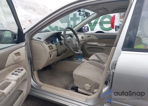 2003 Mitsubishi Lancer Es z USA, uszkodzony, nr VIN JA3AJ26E93U080071